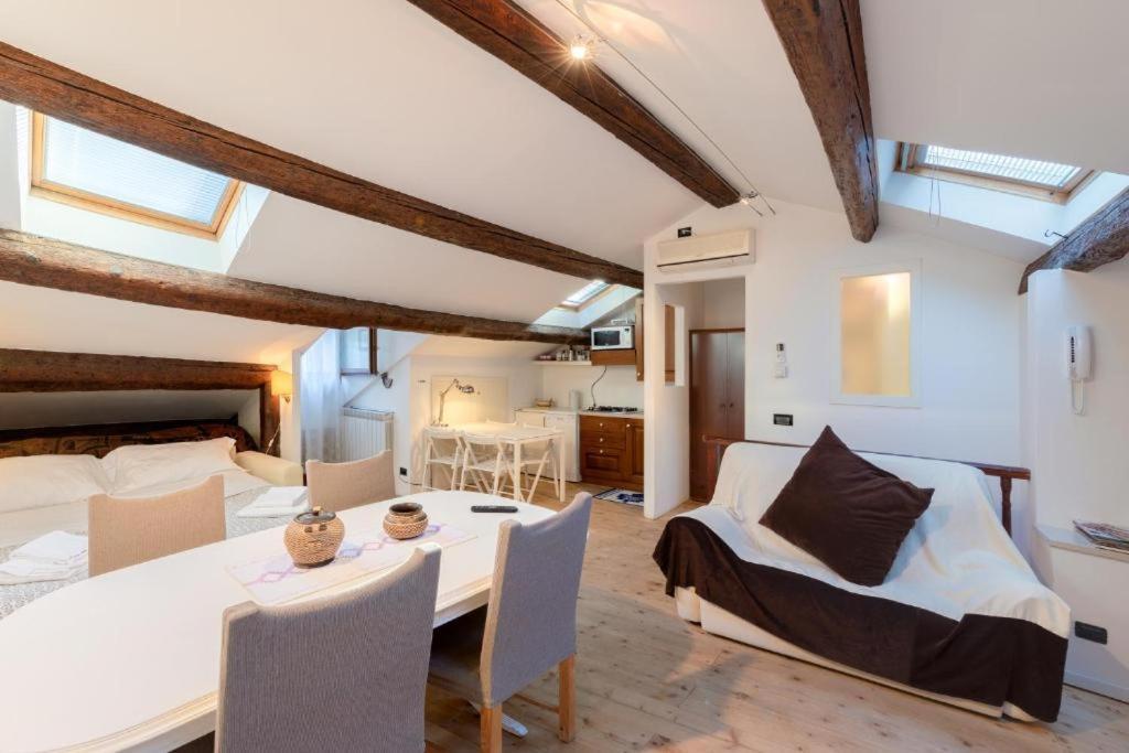 Cozy Attico Dei Furlani Up 4 Persons, Wifi And A/c Apartment Venice